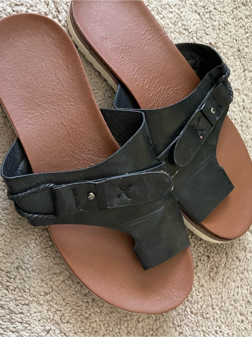 Basic Caribbean-Style Black Faux Leather Sandals